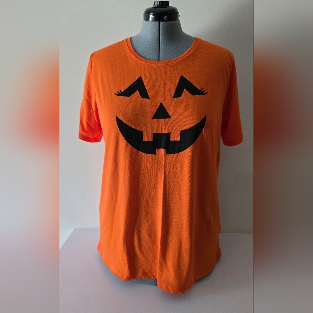 Celebrate! Halloween Pumpkin Face Graphic Tee Orange XXL
